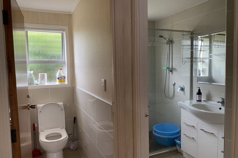 Photo of property in 1/22 La Perouse Street, Botany Downs, Auckland, 2010