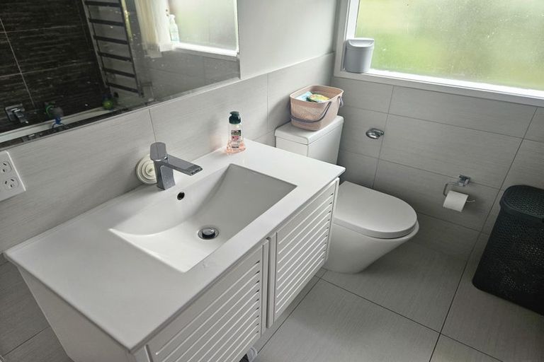 Photo of property in 9 Fordyce Avenue, Sunnyhills, Auckland, 2010