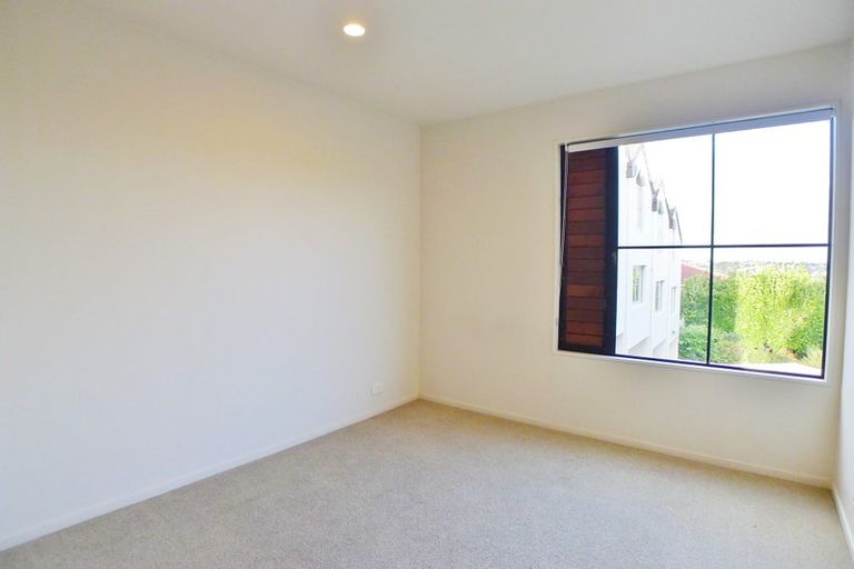 Photo of property in 60 Jutland Road, Hauraki, Auckland, 0622