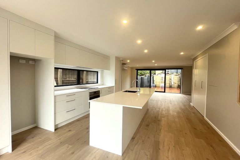 Photo of property in 123 Normandale Road, Normandale, Lower Hutt, 5010