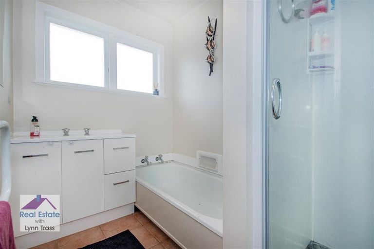 Photo of property in 96 Old Onerahi Road, Onerahi, Whangarei, 0110