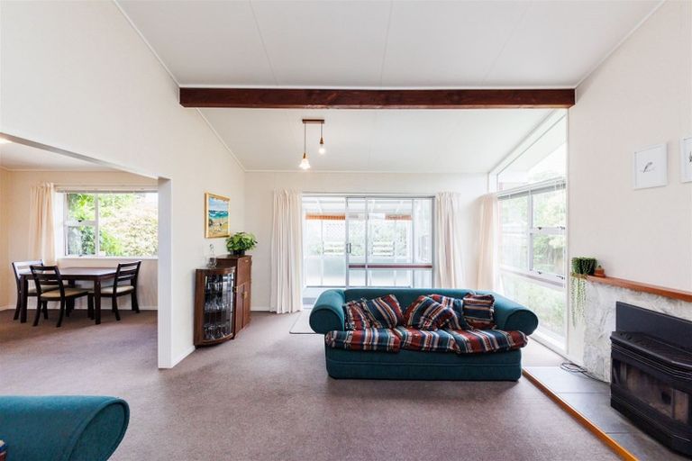 Photo of property in 20 Westhaven Grove, Takaro, Palmerston North, 4412