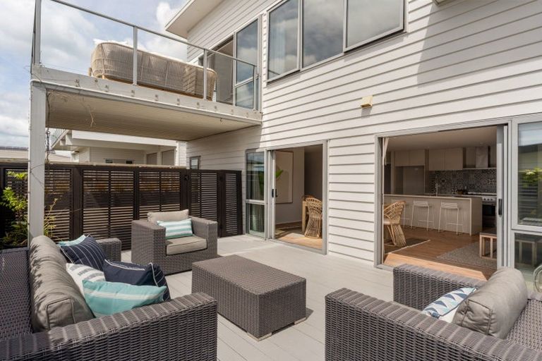 Photo of property in 1330b Papamoa Beach Road, Papamoa Beach, Papamoa, 3118