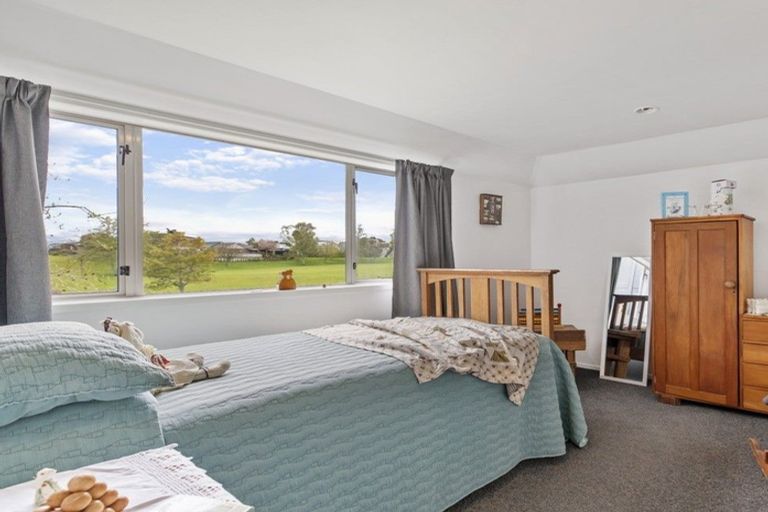 Photo of property in 6 Portland Street, Welcome Bay, Tauranga, 3112