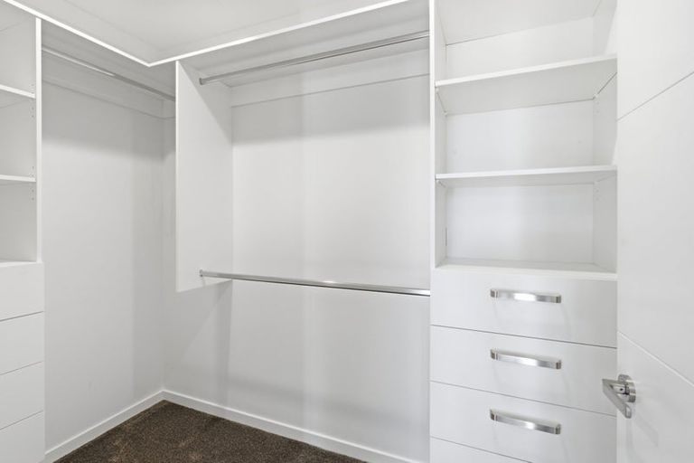 Photo of property in 1 Winterslow Lane, Rangiora, 7400