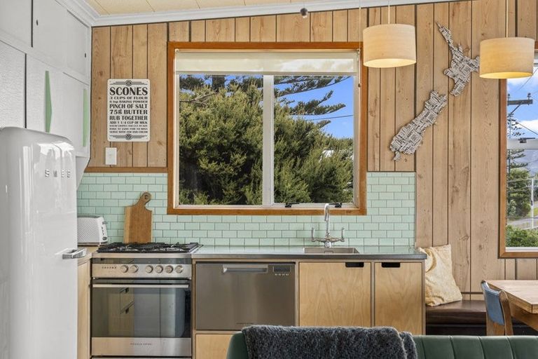 Photo of property in 8 Heather Street, Mangawhai Heads, Mangawhai, 0505