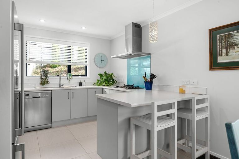 Photo of property in 49 Shrule Place, Huntington, Hamilton, 3210