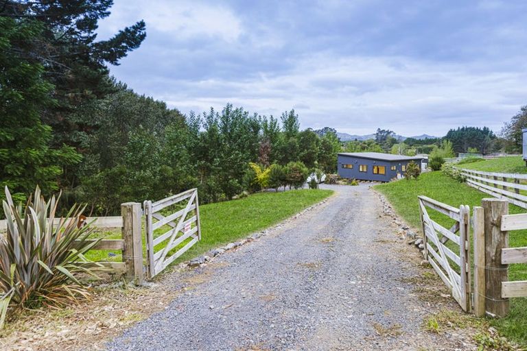 Photo of property in 6 Robins Way, Pokeno, 2471