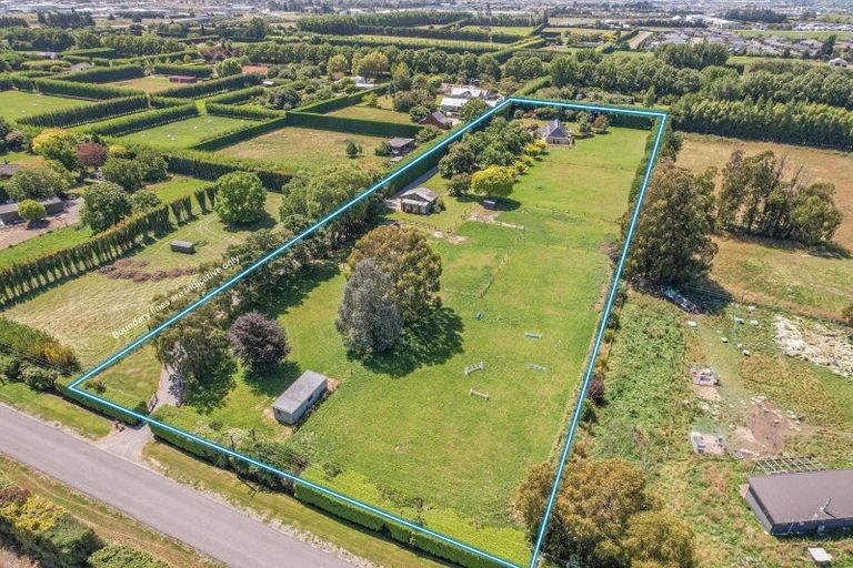 Photo of property in 389 Marshs Road, Halswell, Christchurch, 8025