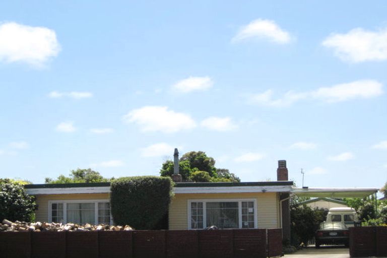 Photo of property in 91 Pages Road, Wainoni, Christchurch, 8061