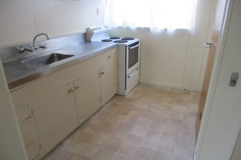 Photo of property in 8/10 Deere Avenue, Fenton Park, Rotorua, 3010