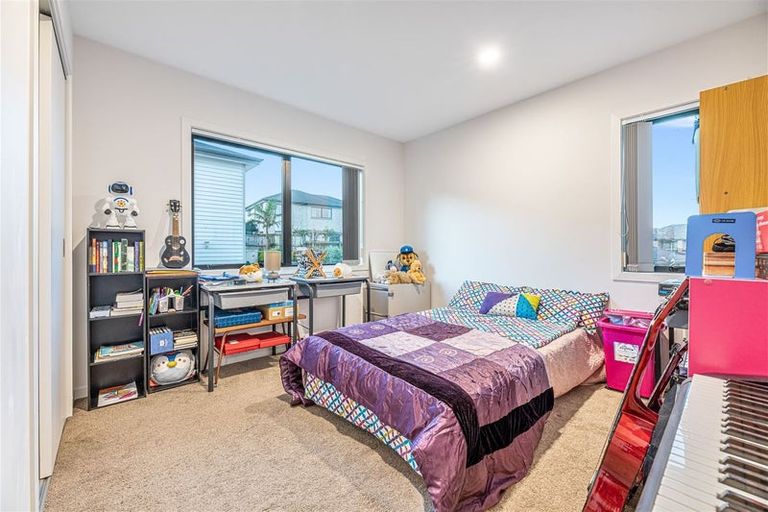 Photo of property in 216c Metcalfe Road, Ranui, Auckland, 0612