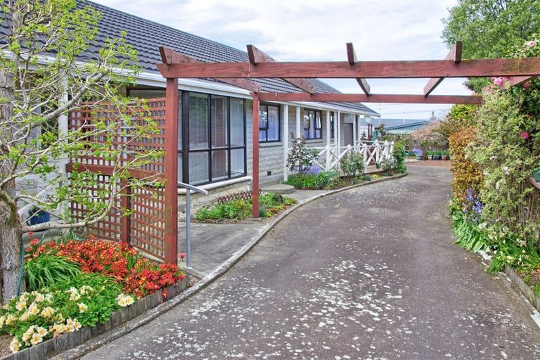Photo of property in 6 Rewa Place, Lansdowne, Masterton, 5810