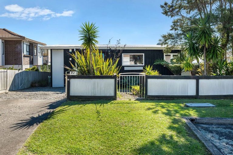 Photo of property in 93 Wade River Road, Stanmore Bay, Whangaparaoa, 0932