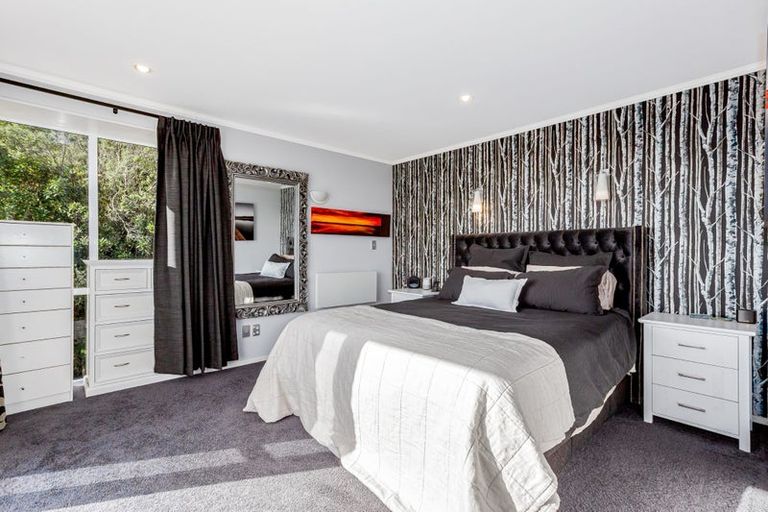 Photo of property in 6 Iona Place, Papakowhai, Porirua, 5024