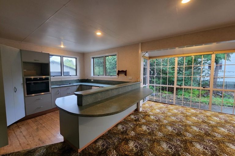 Photo of property in 76 Western Hills Drive, Kensington, Whangarei, 0112