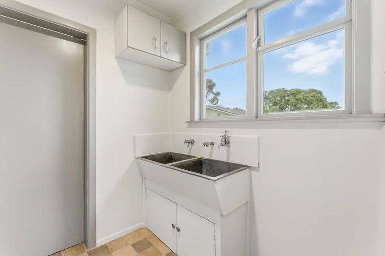 Photo of property in 49 Polson Street, Castlecliff, Whanganui, 4501