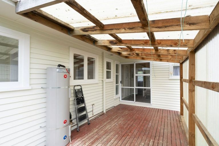Photo of property in 18 Duke Street, Levin, 5510