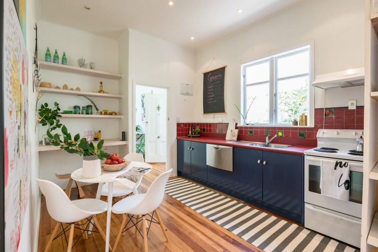 Photo of property in 36 Cleveland Street, Brooklyn, Wellington, 6021