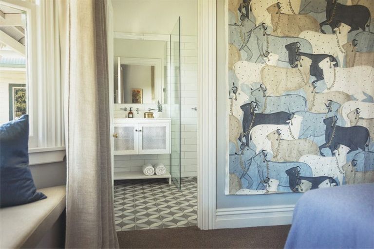 Photo of property in 100 Rowley Crescent, Grovetown, Blenheim, 7202