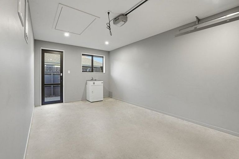 Photo of property in 1/137 Maidstone Road, Ilam, Christchurch, 8041