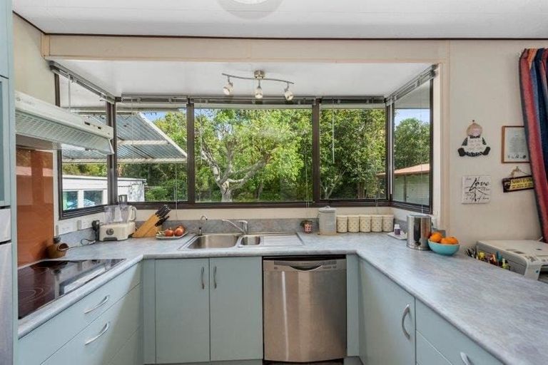 Photo of property in 16 Sequoia Place, Pukete, Hamilton, 3200
