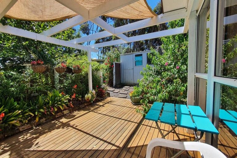 Photo of property in 4 Lavinia Place, Kawau Island, 0920