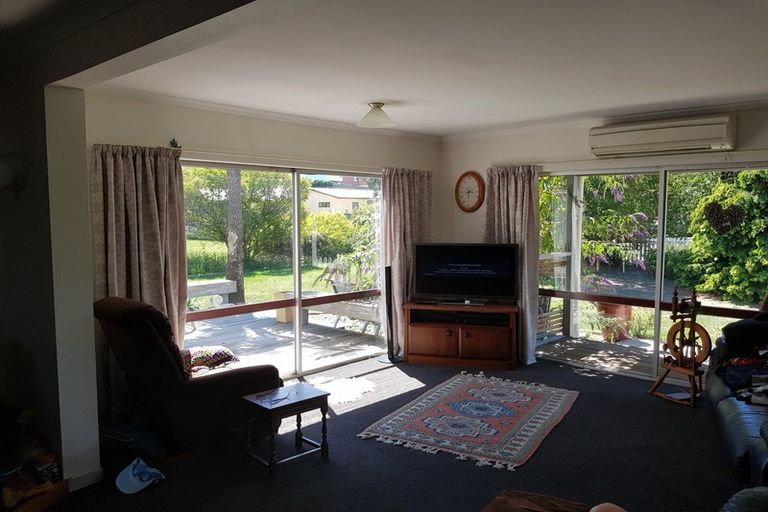 Photo of property in 44 Molyneux Avenue, Cromwell, 9310