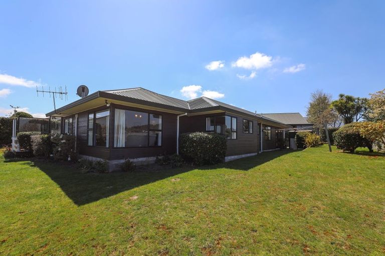 Photo of property in 79 Harvey Street, Waipahihi, Taupo, 3330