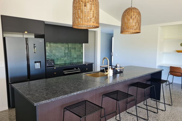 Photo of property in 1 Larches Lane, Kinloch, 3377