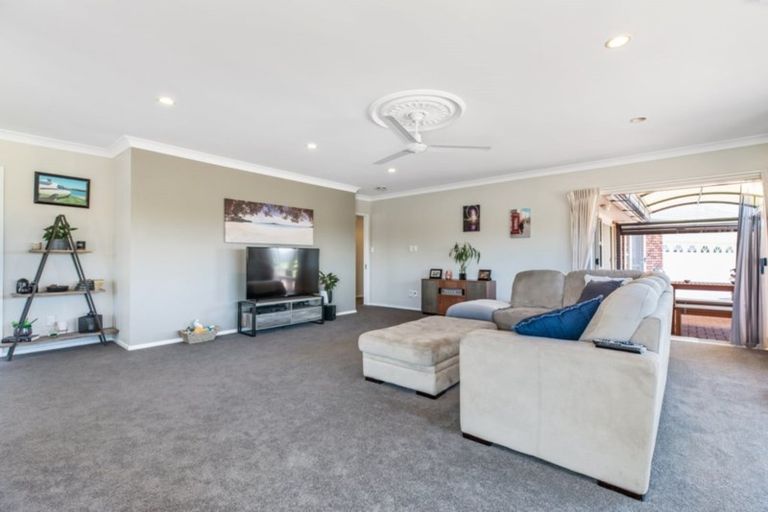 Photo of property in 85 Longford Park Drive, Takanini, 2112