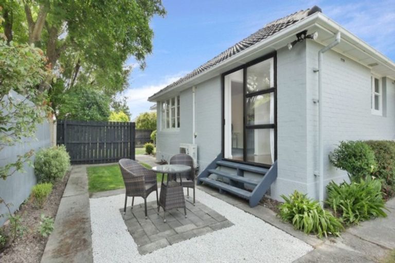 Photo of property in 3 Bateman Avenue, Bryndwr, Christchurch, 8053