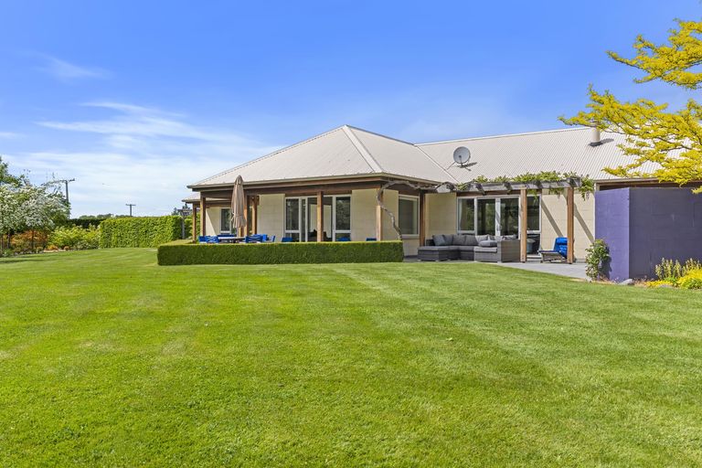 Photo of property in 150 Glen Lyon Road, Twizel, 7901