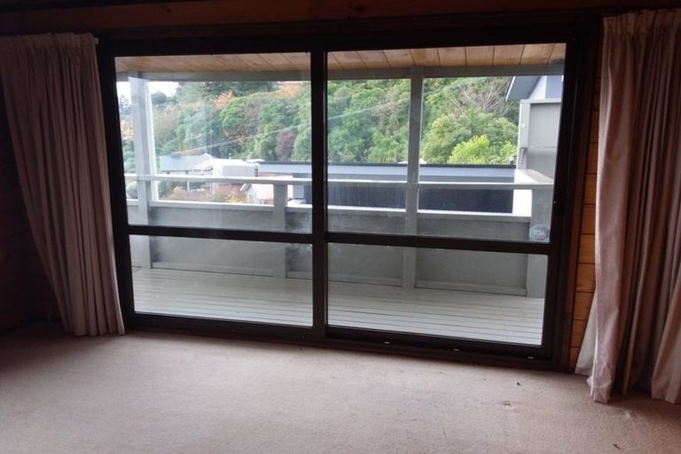 Photo of property in 6 Aries Place, Kawaha Point, Rotorua, 3010