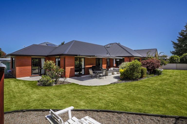 Photo of property in 56 Oakwood Drive, Rangiora, 7400