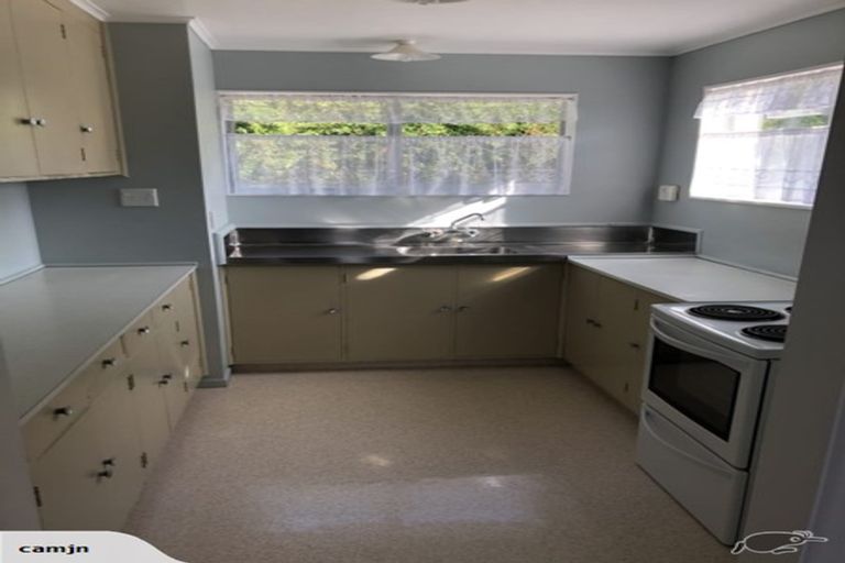 Photo of property in 2 Otaki Street, Miramar, Wellington, 6022