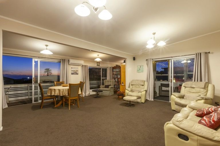 Photo of property in 13 The Crescent, Raumati South, Paraparaumu, 5032