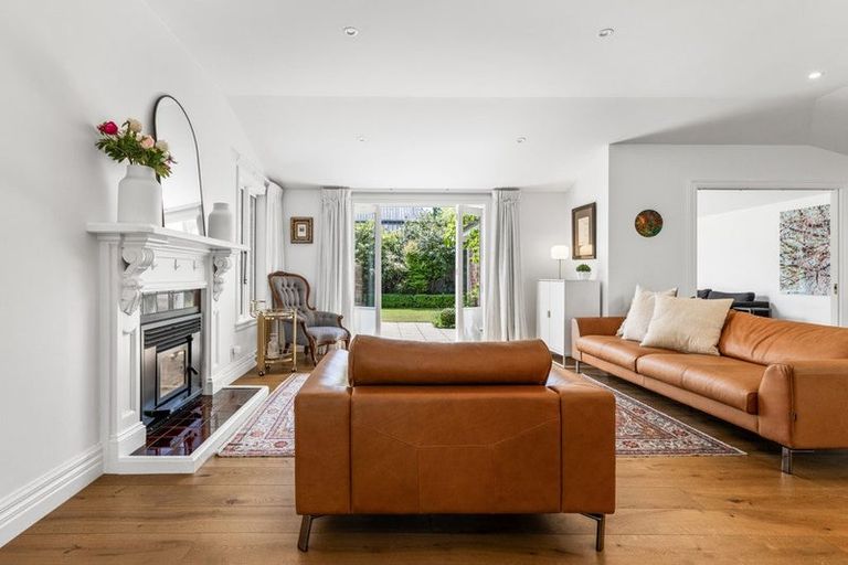 Photo of property in 40 Weka Street, Fendalton, Christchurch, 8041