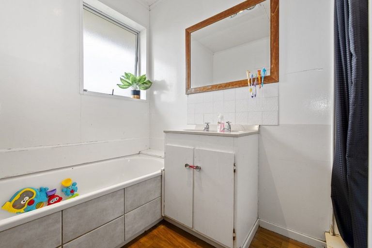 Photo of property in 21 Tania Crescent, Western Heights, Rotorua, 3015