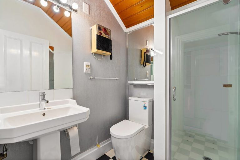 Photo of property in 11 Kowhai Park Road, Maunu, Whangarei, 0110