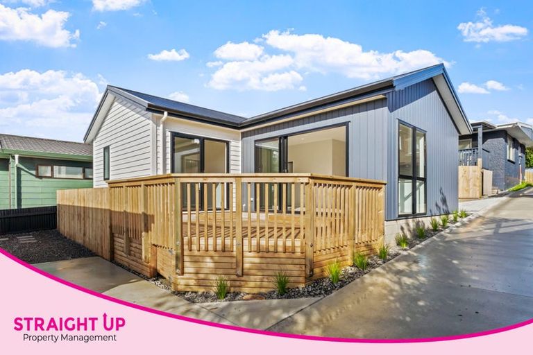 Photo of property in 19b Red Beach Road, Red Beach, 0932