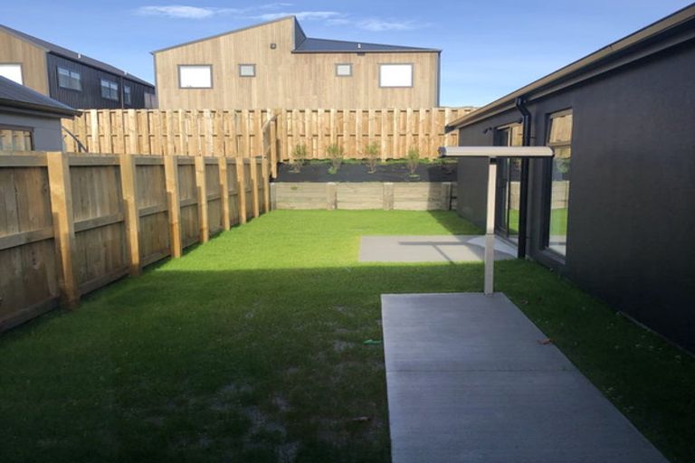 Photo of property in Northlake, 18 Cairnmuir Street, Wanaka, 9305