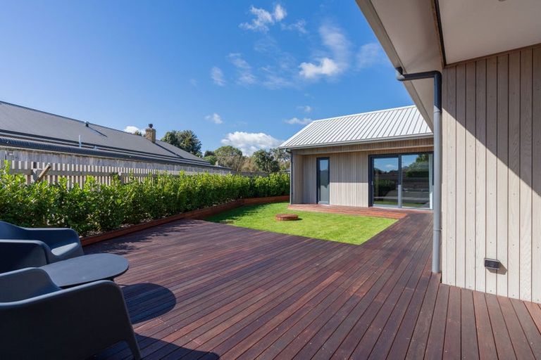 Photo of property in 23 Datum Way, Paraparaumu, 5032