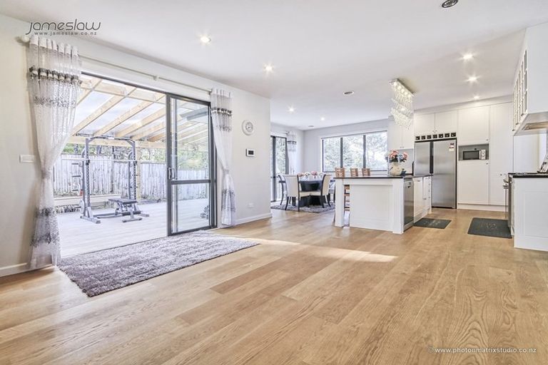 Photo of property in 10 New Dawn Lane, Albany Heights, Auckland, 0632