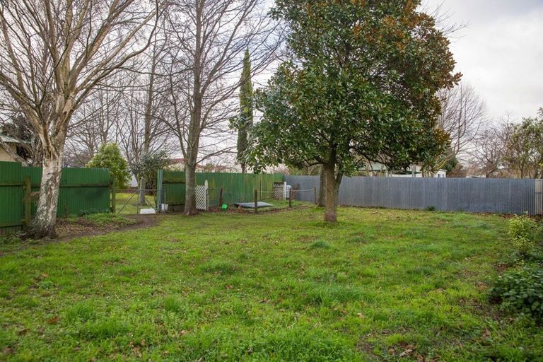 Photo of property in 1 Windsor Street, Dannevirke, 4930