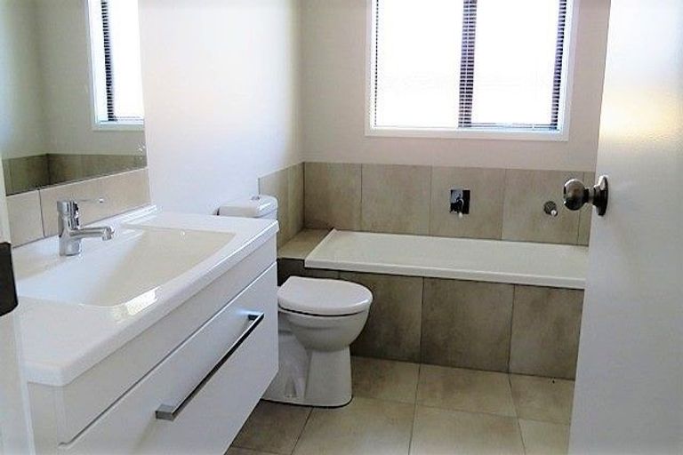 Photo of property in 21 Teafields Court, Huntington, Hamilton, 3210