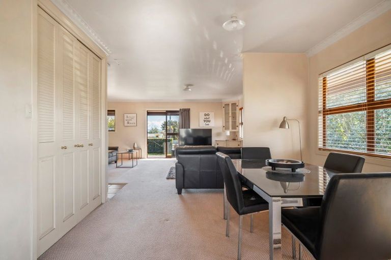 Photo of property in 17 Porikapa Road, Owhata, Rotorua, 3010