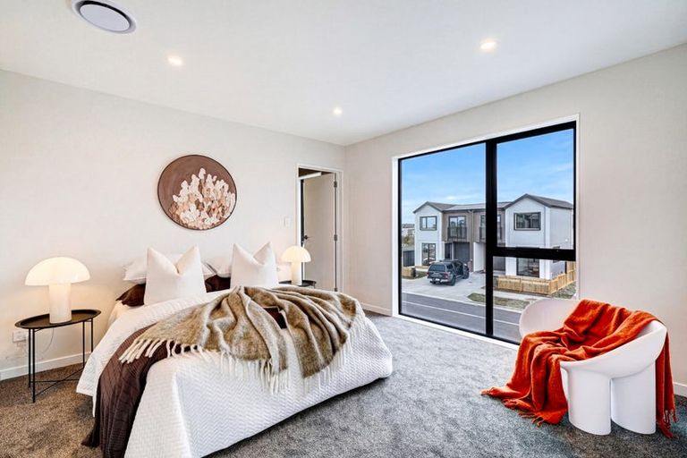 Photo of property in 1 Sails Road, Hobsonville, 0616