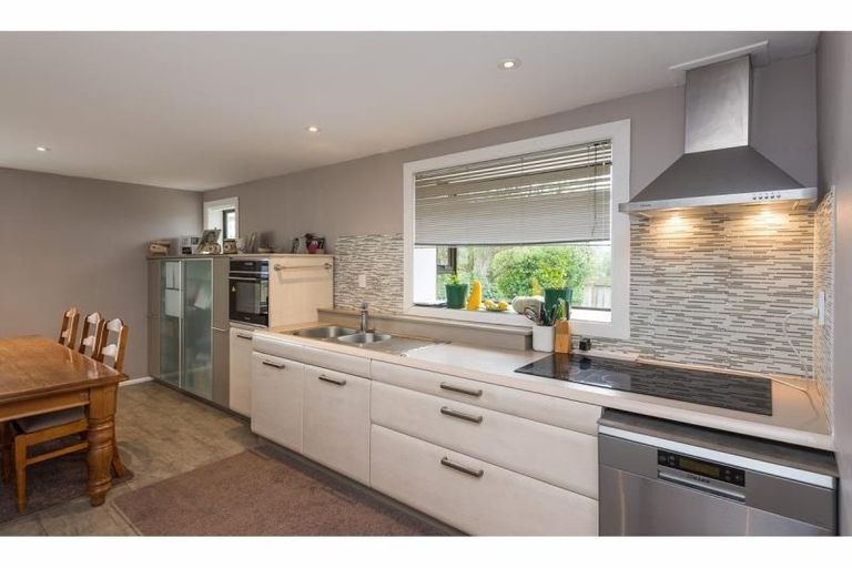 Photo of property in 11 Bainton Street, Bishopdale, Christchurch, 8053