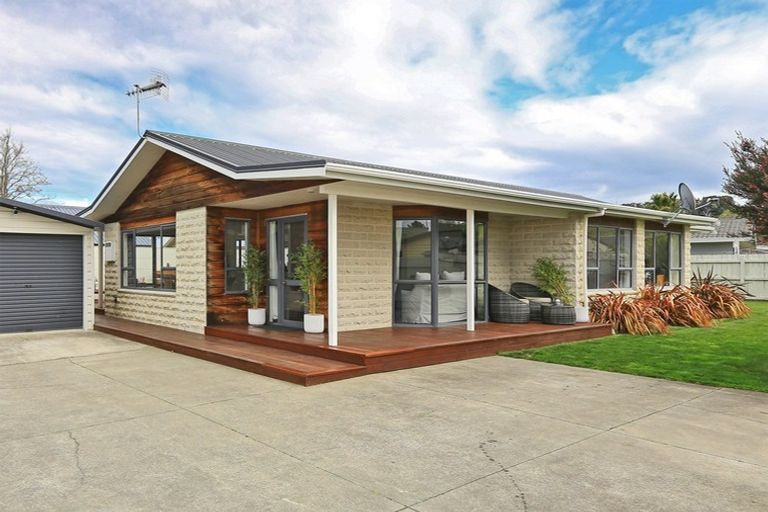 Photo of property in 71 Wharerangi Road, Greenmeadows, Napier, 4112